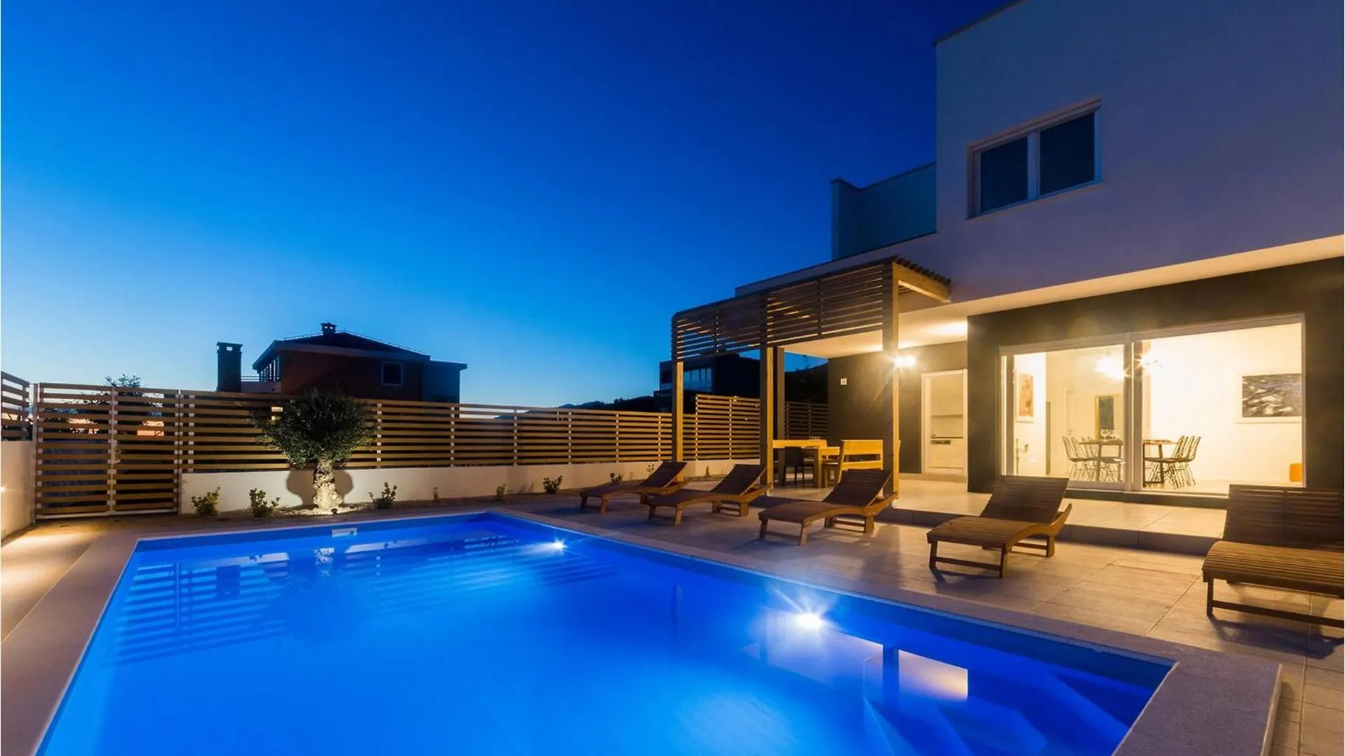 Villa Venus Pag Town